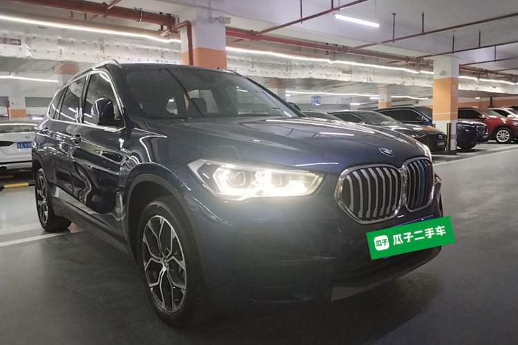 BMW X1 2021 — фото 3
