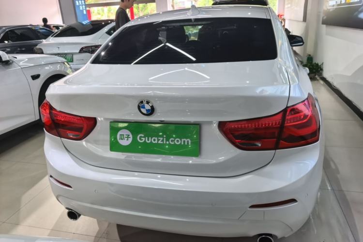 BMW 120i 2020 — 5