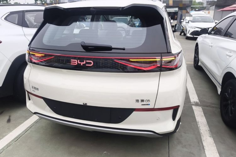 BYD Sealion 05 EV 2025 — фото 5