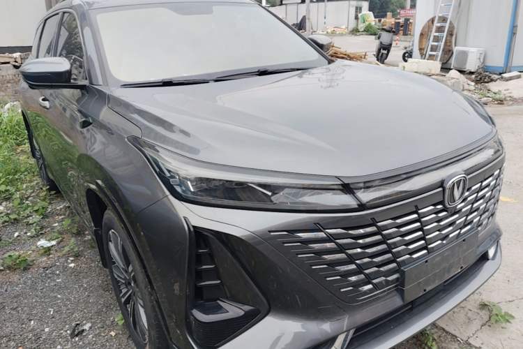ChangAn CS75 PLUS 2023 — 3