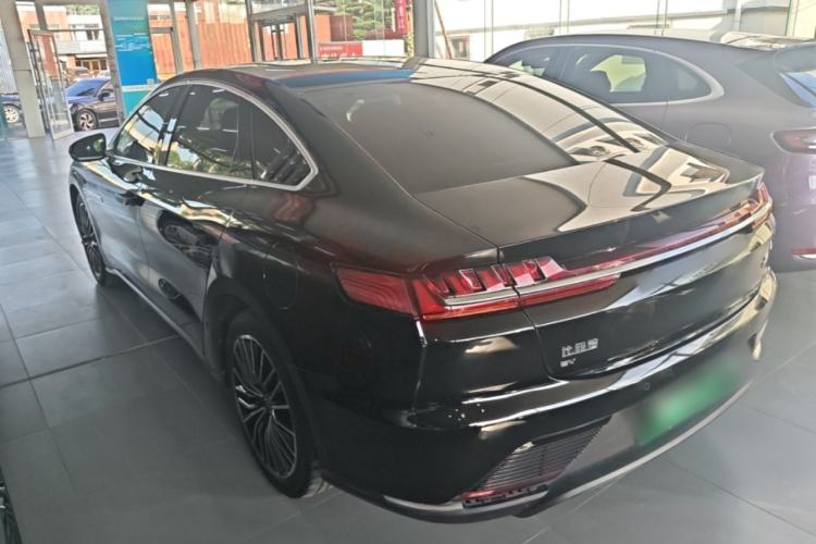 BYD Han 2021 — 4