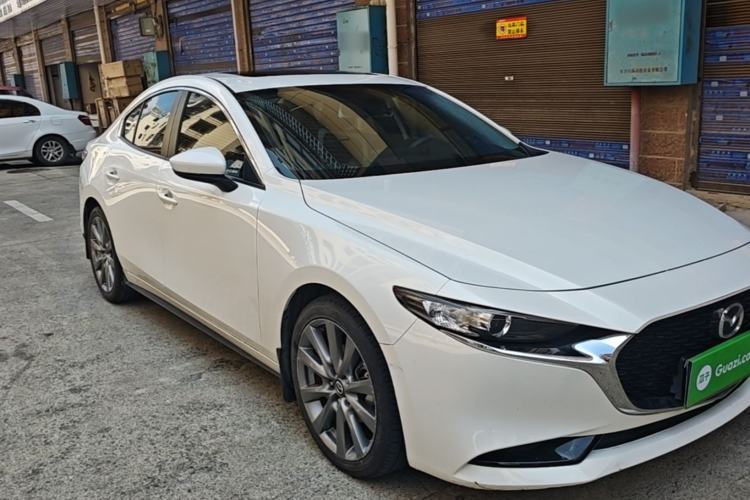 Mazda Mazda 3 2021 — 3