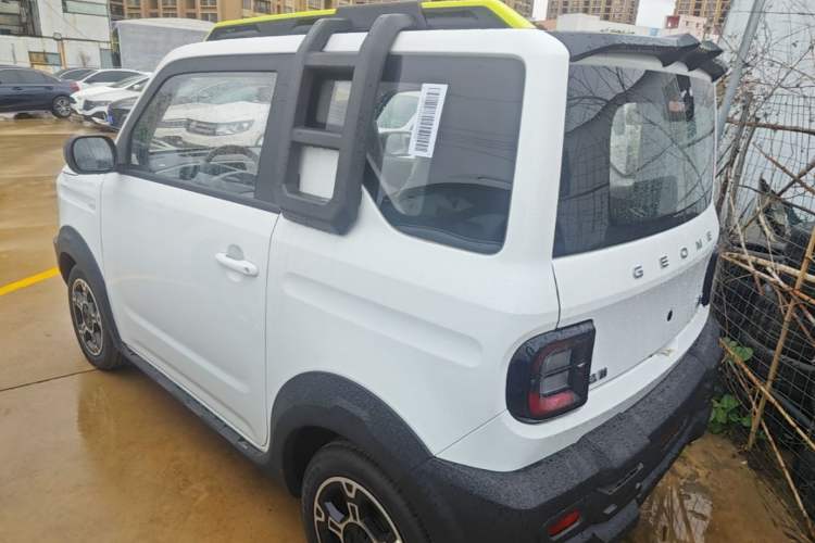 Geely Panda 2025 — 4