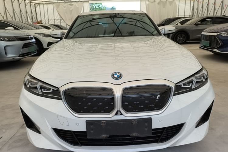BMW i3 2024 — 2
