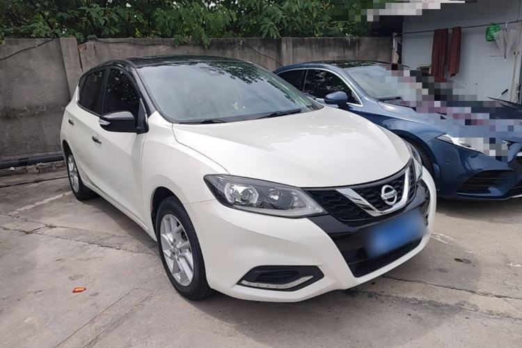 Nissan Tiida 2021 — 3