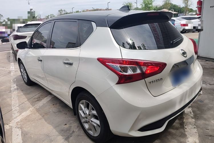 Nissan Tiida 2021 — 4
