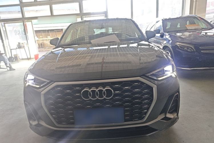 Audi Q3 2020 — 2
