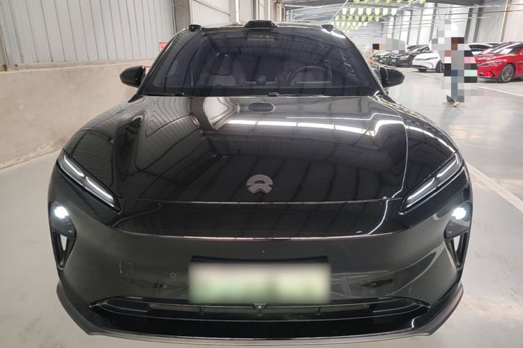 NIO ET5T 2024 — 2