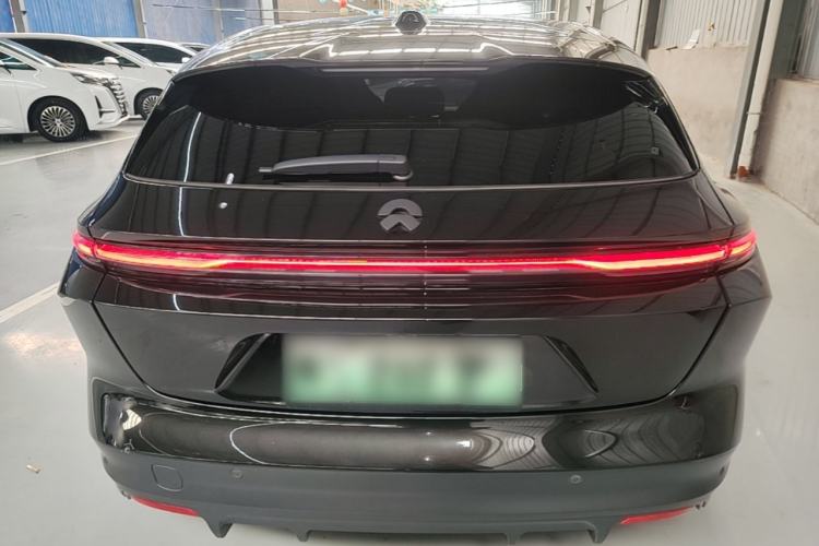 NIO ET5T 2024 — 5