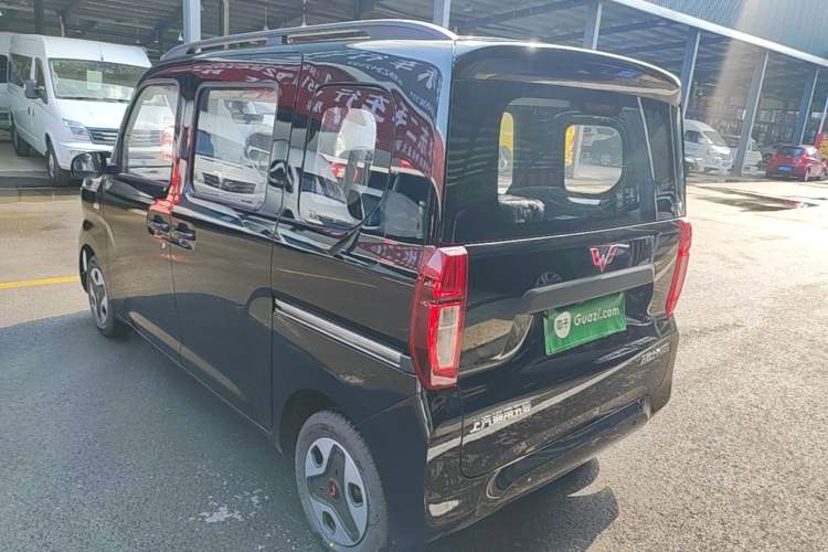 Wuling Zhiguang 2025 — 4
