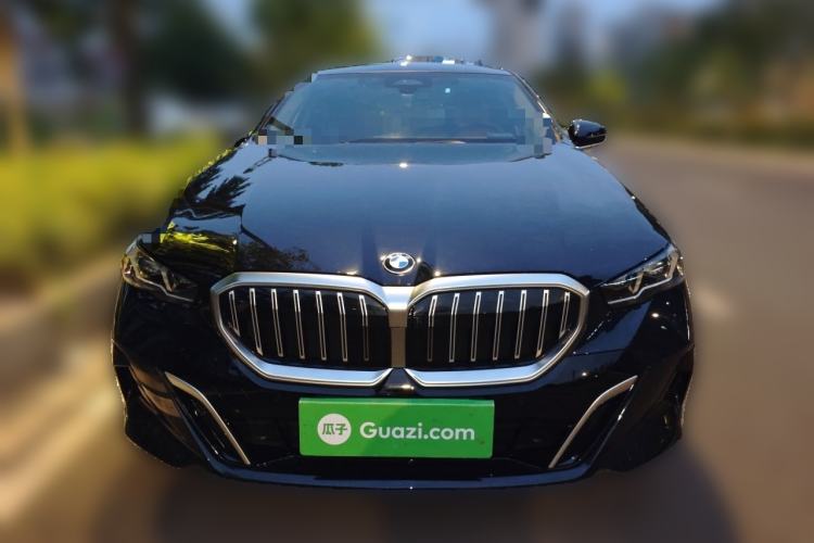 BMW 530Li 2025 — 2