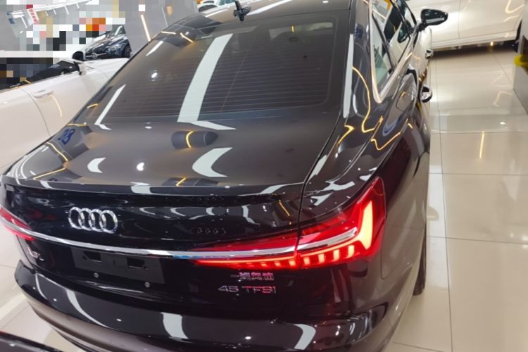 Audi A6 2023 — 5