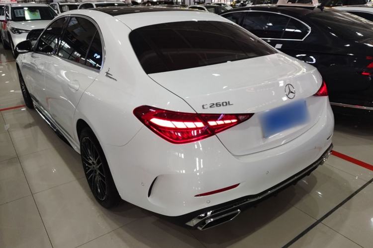 Mercedes-Benz C 260 L 2023 — фото 4