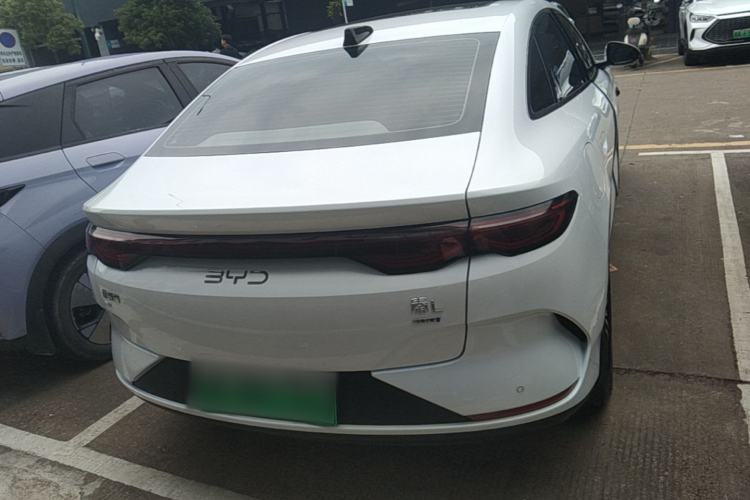 BYD Qin L 2025 — 5