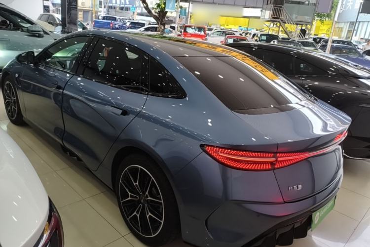 BYD Seal 2025 — 4