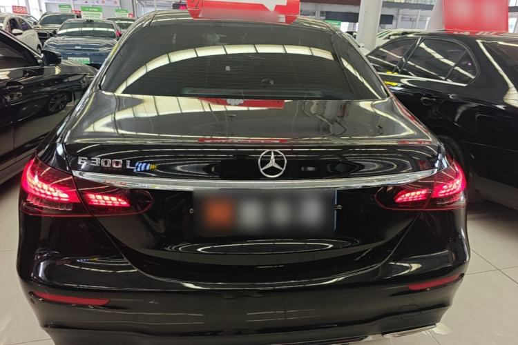 Mercedes-Benz E 260 L 2023 — 5