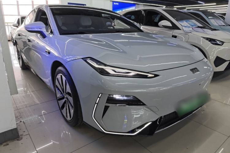 Geely Galaxy E8 2024 — 3