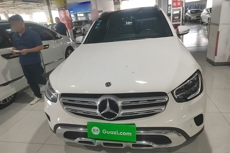 Mercedes-Benz GLC 260 L 2020 — фото 2
