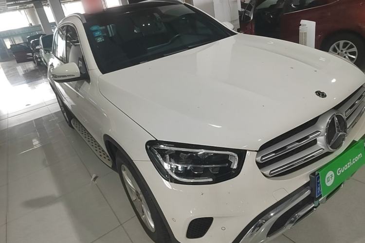Mercedes-Benz GLC 260 L 2020 — фото 3