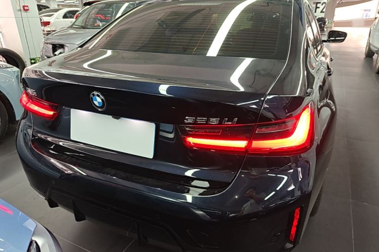 BMW 325Li 2025 — 5