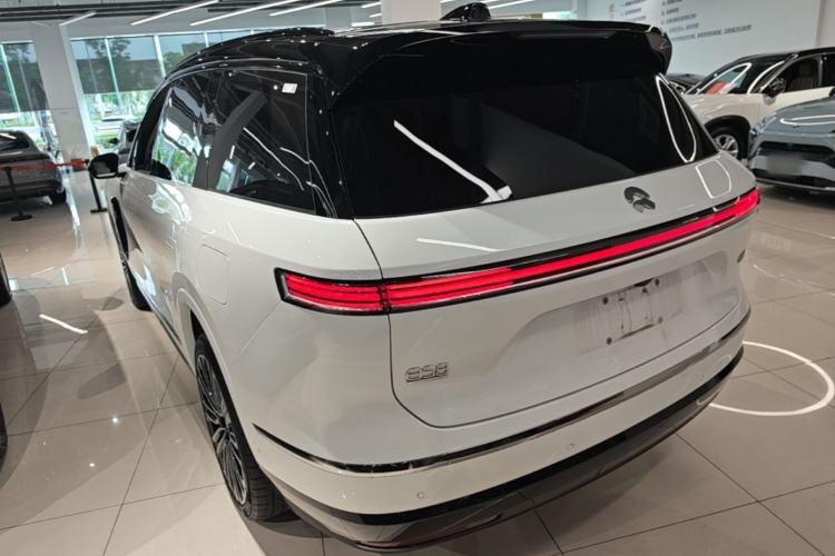 NIO ES8 2026 — 4