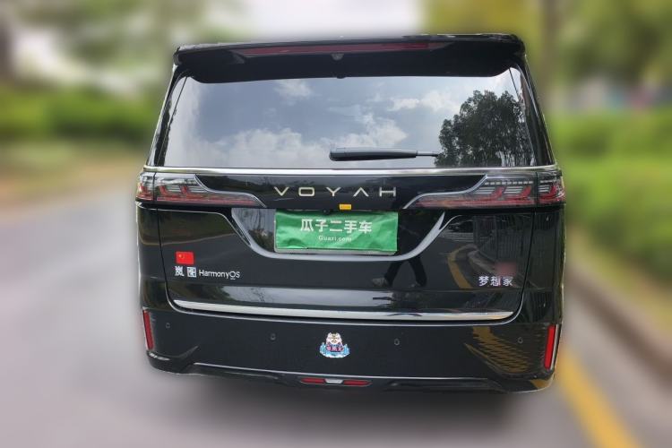 Voyah Dream 2026 — 5