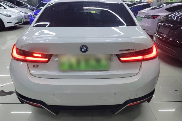 BMW i3 2022 — 5