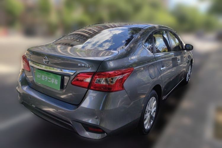 Nissan Sentra 2022 — 4