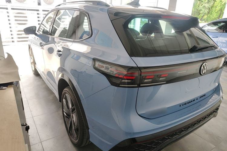 Volkswagen Tiguan L 2024 — 4