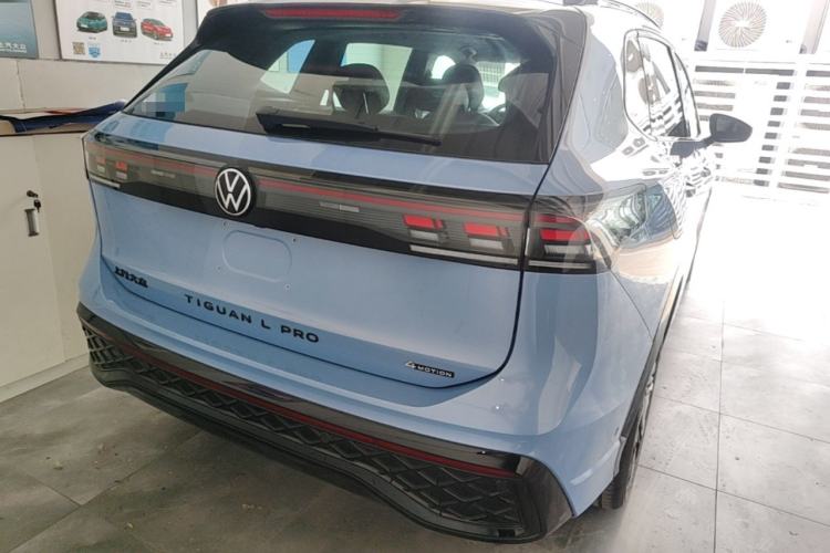 Volkswagen Tiguan L 2024 — 5