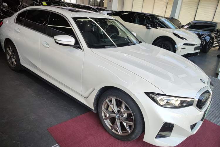 BMW i3 2022 — фото 3