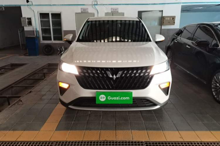 Wuling Alvez 2022 — 2