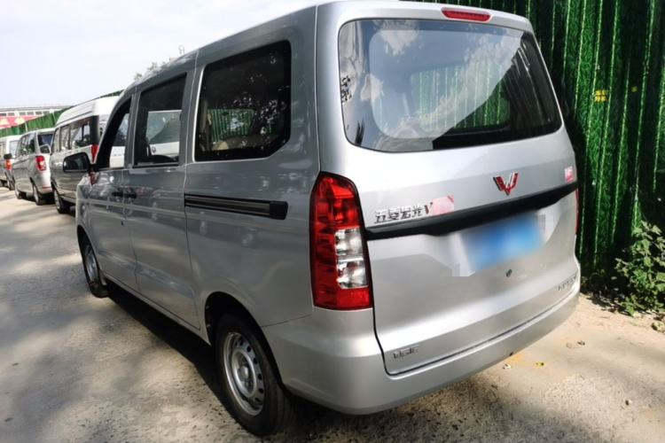 Wuling Hongguang V 2022 — 4