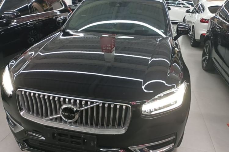 Volvo XC90 2022 — 2