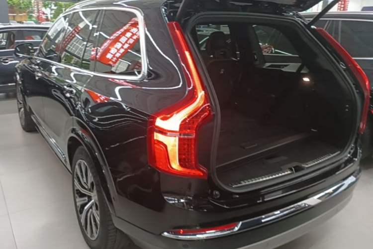Volvo XC90 2022 — 4