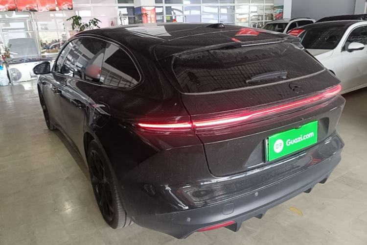 NIO ET5T 2025 — 4