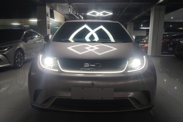 BYD Dolphin 2024 — 2
