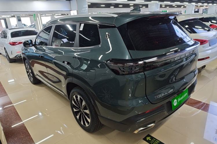 Chery Tiggo 8 Plus 2025 — фото 4