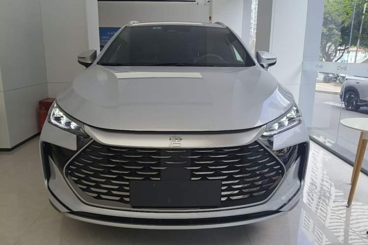 BYD Tang 2024 — 2