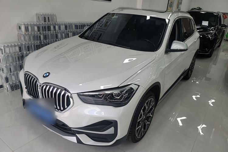 BMW X1 2021 — фото 1