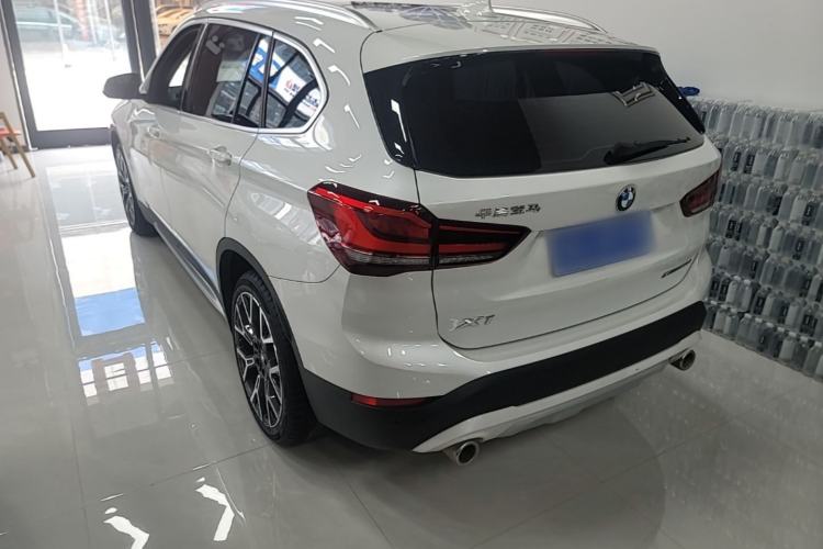 BMW X1 2021 — фото 4