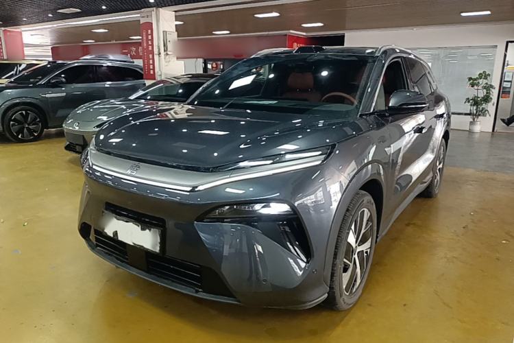 BYD Tang L 2025 — фото 1
