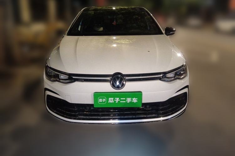 Volkswagen Golf 2023 — 2