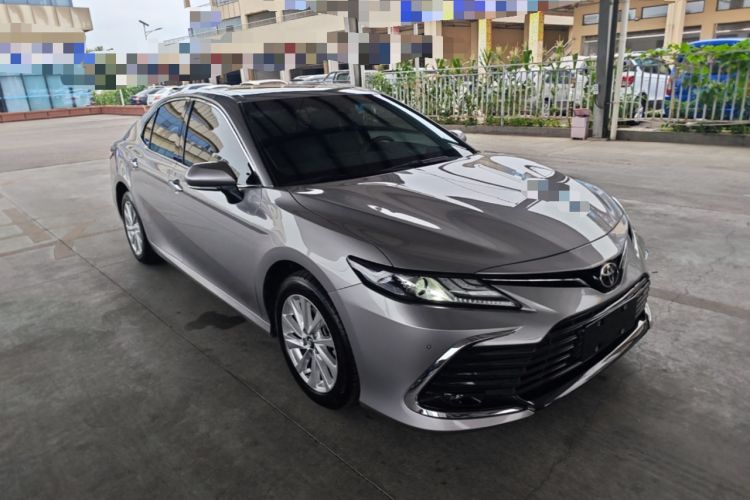 Toyota Camry 2021 — фото 3