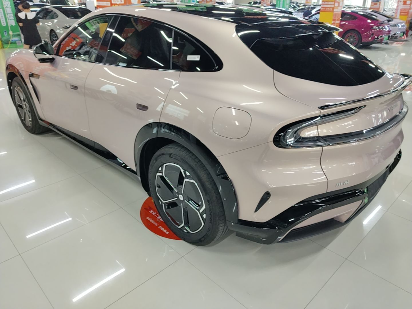Xiaomi Auto YU7 2025 — фото 4