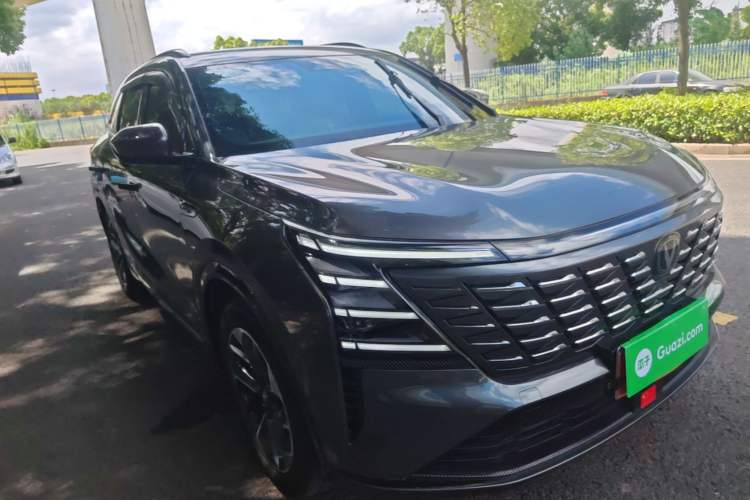 ChangAn CS75 PLUS 2025 — фото 3