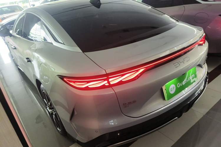 BYD Han L 2025 — 4
