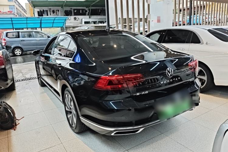 Volkswagen Magotan GTE 2022 — 4