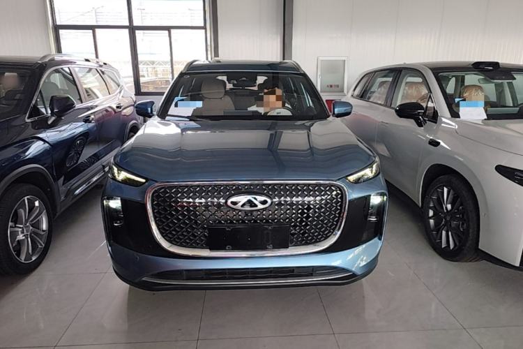 Chery Tiggo 8 Plus C-DM 2025 — фото 2