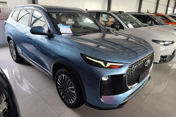 Chery Tiggo 8 Plus C-DM 2025 — фото 3